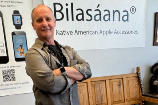 BIlasaana means Apple in Navajo