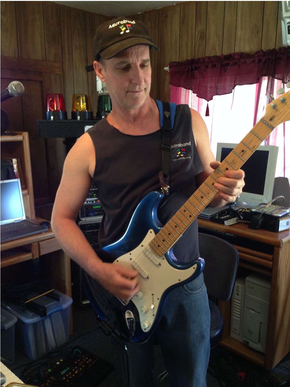 Charles Lynch and the Microband